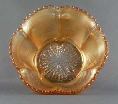 Sowerby Lea sugar bowl
Sugar bowl. Ribbon and leaves. Marigold
Keywords: british;pressed;table