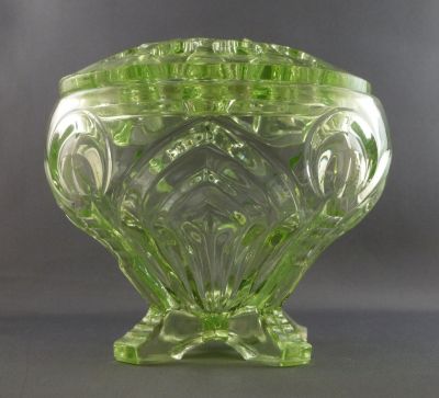 Sowerby 2570 rose bowl  
Side
Keywords: british;pressed;vase