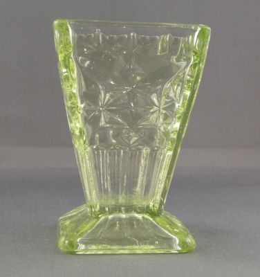 Sowerby Beverley posy vase
Small
Keywords: british;pressed;vase;sold