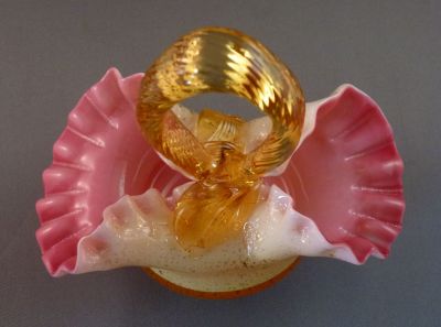 Mica spangle basket
Amber over opal over pink
Keywords: blown