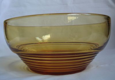 Stuart Stratford large bowl
Keywords: sold;blown;table