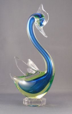 Sommerso swan
Clear, cobalt and uranium. Hollow
Keywords: murano;blown;figure
