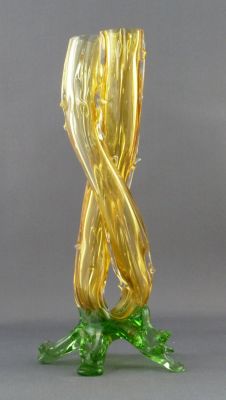 Welz? thorn vase, double
Uranium feet and uranium amber lining to clear body. Seen in 1900 Butler Bros catalogue
Keywords: blown;czech;vase;odd