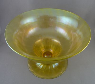 Walsh Walsh Sunbeam amber large iridescent compote
Rough pontil mark with small WALSH mark
Keywords: british;blown;table;centrepiece