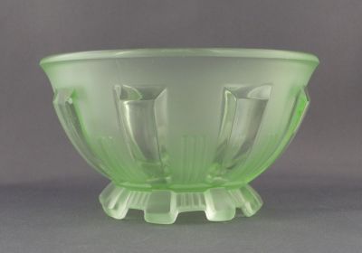 Walther Greta powder bowl
Missing lid
Keywords: german;pressed;bathbed;sold