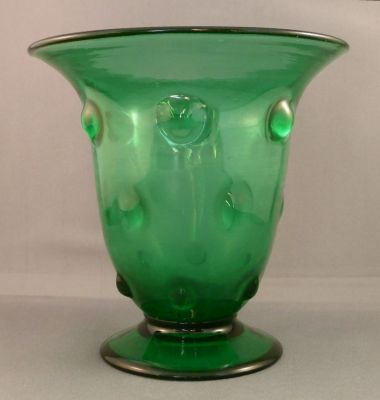 Webb Evergreen Bullseye vase
Marked
Keywords: british;blown;vase;sold